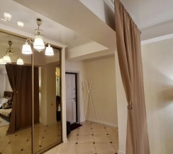 Семейные апартаменты с балконом в Апартаменты VIP квартиры на Московской by Sutki26