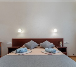 Двухместный номер Standard с балконом и с красивым видом из окна двуспальная кровать в Гостевой дом