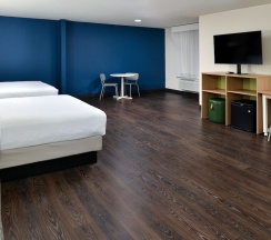 Четырёхместный номер Standard в Spark by Hilton Dallas Market Center
