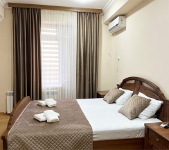 Номер Делюкс с кроватью размера "King-size" с балконом в Академия