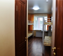 Кровать в общем номере (женский номер) в Мтм