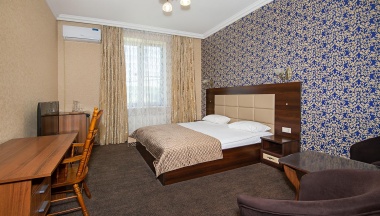 Номер стандарт №105 в Hotel central