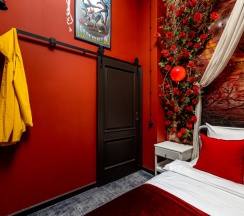 Обитель клоуна в Mysterio hotel