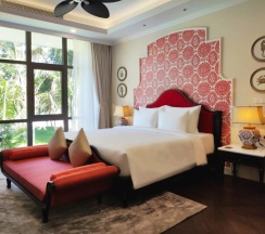 Вилла Presidential с 6 комнатами рядом с пляжем в Отель Wyndham Grand Phu Quoc