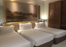 Трёхместный номер Deluxe в Отель Grande Centre Point Ploenchit