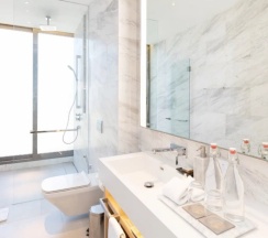 Penthouse & Private Pool Azure с 2 комнатами с видом на море в Twinpalms MontAzure Phuket Resort