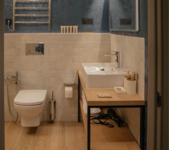 Двухуровневый Джуниор Сюит на втором этаже со своей зоной отдыха в Игуана