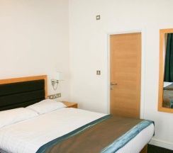 Семейный номер Superior в Cromwell Crown Hotel