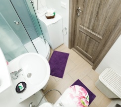Номер комфорт с 1 двуспальной кроватью в Домашний Уют в Radius Central House (Радиус Централ Хаус)