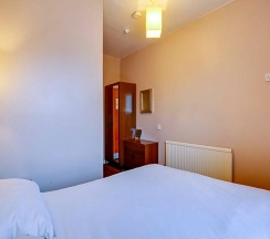 Двухместный номер Standard двуспальная кровать в Somerset Hotel Baker Street London
