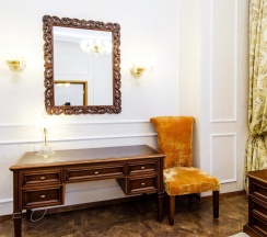 Бизнес Люкс в Hotel Grand