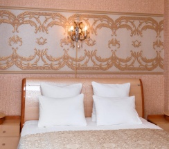 Номер VIP с 2 двуспальными кроватями в Пантера