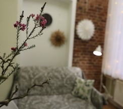 Loft Olives Апартаменты для 2 взрослых (2+1) двуспальная кровать и диван в Loft&Home Apartments
