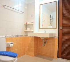 Двухместный номер Deluxe с балконом двуспальная кровать в Sunshine Guest House