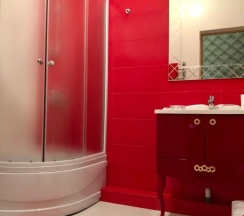 Трёхместный номер Deluxe в Белый дом балерины