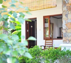 Номер Premium с видом на бассейн в Santa Garden Resort