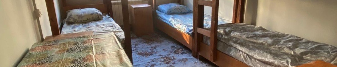 Кровать в общем номере c 3 двухъярусными кроватями (удобства на этаже) №17 в Хостел