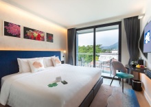 Номер Premier с балконом в Hotel Clover Patong Phuket