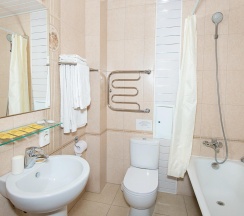 Номер стандарт №104 в Hotel central