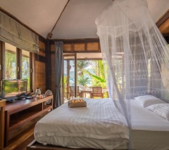 Бунгало с видом на море в Koh Kood Resort