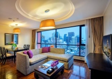 Семейный люкс в Bandara Silom Suites