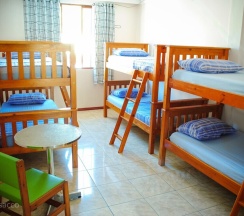 Кровать в общем номере в Made In Brazil Hostel