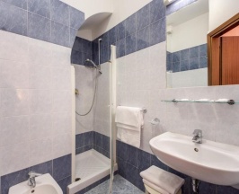 Четырёхместный номер Standard в Buonarroti Home