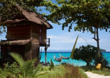 Бунгало с видом на море в Castaway Resort Koh Lipe