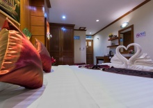 Одноместный номер Superior двуспальная кровать в P R Patong Hotel