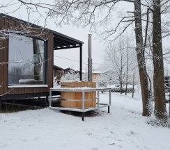 River lodge с горячей купелью в Бухлово парк