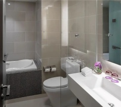 Двухместный клубный номер Privilege двуспальная кровать в Mercure Hai Phong
