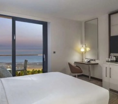 Номер Семейный совмещённый в Hilton Batumi