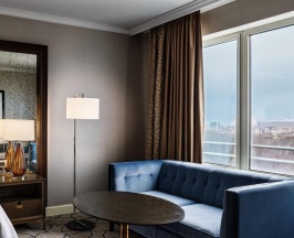 Двухместный клубный полулюкс c 1 комнатой двуспальная кровать в Sheraton Grand Warsaw