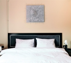 Апартаменты с балконом и с красивым видом из окна в Апартаменты InterLoft 5 Old Town Free Parking Wi-Fi 100/50 Smart TV