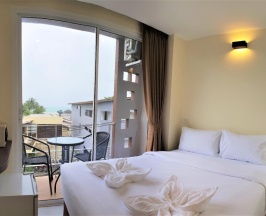 Двухместный номер Standard с балконом двуспальная кровать в Top Hostel Samui