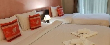 Трёхместный номер Deluxe в Phuketa Hotel