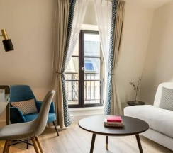 Двухместный люкс Cosy двуспальная кровать в Renaissance Paris Vendome Hotel