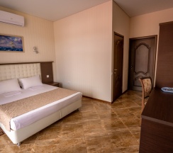 Двухместный номер(двуспальная кровать) в Ленивый тюлень