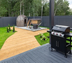 Коттедж с одной спальней, купелью и баней в Black Village Family