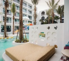 Двухместный номер Deluxe с видом на бассейн 2 отдельные кровати в Sugar Marina Hotel -POP- Kata Beach