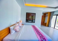 Двухместный номер Deluxe с видом на море двуспальная кровать в White Sand Halal House Krabi