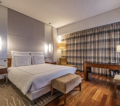 Номер Премьер в Swissotel Красные Холмы