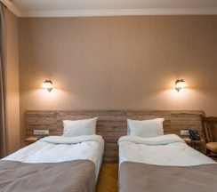 Номер Standard в Imperial House Hotel