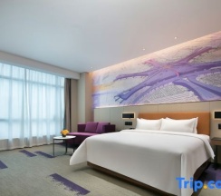 Люкс Business в Hampton by Hilton Gu'an New Airport
