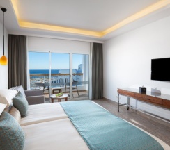 Двухместный номер Deluxe с видом на бассейн двуспальная кровать в Albatros Sharm Resort - By Pickalbatros