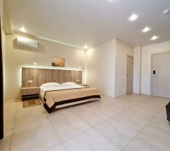 Семейный номер FAMILY (с балконом) в Heliopark Aqua Resort