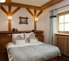 Апартаменты с 2 комнатами в Hôtel 3 étoiles -Restaurant Le Pilatus Courchevel