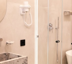 Люкс с видом на крепость и море в Марена