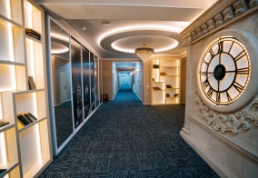 Отель Отель The Clocktower в Баку