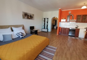 Апартаменты Апартаменты на улице Максима Горького в Тюмени